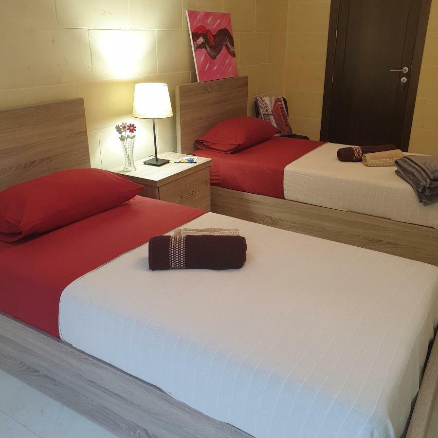 Ta' Rosalba B&B Nadur Εξωτερικό φωτογραφία